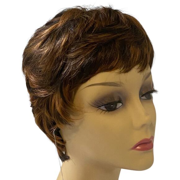 CARRIE Everyday Razor Boy Cut Pixie Wig P4/27/30 Brown Blonde Synthetic NWT a862 - Picture 13 of 15
